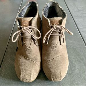 Toms Desert Wedge Bootie